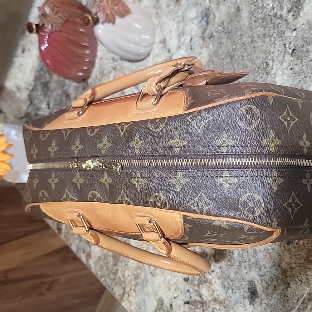 Louis Vuitton Monogram Deauville Boston Travel Hand Bag - Picture 9 of 12